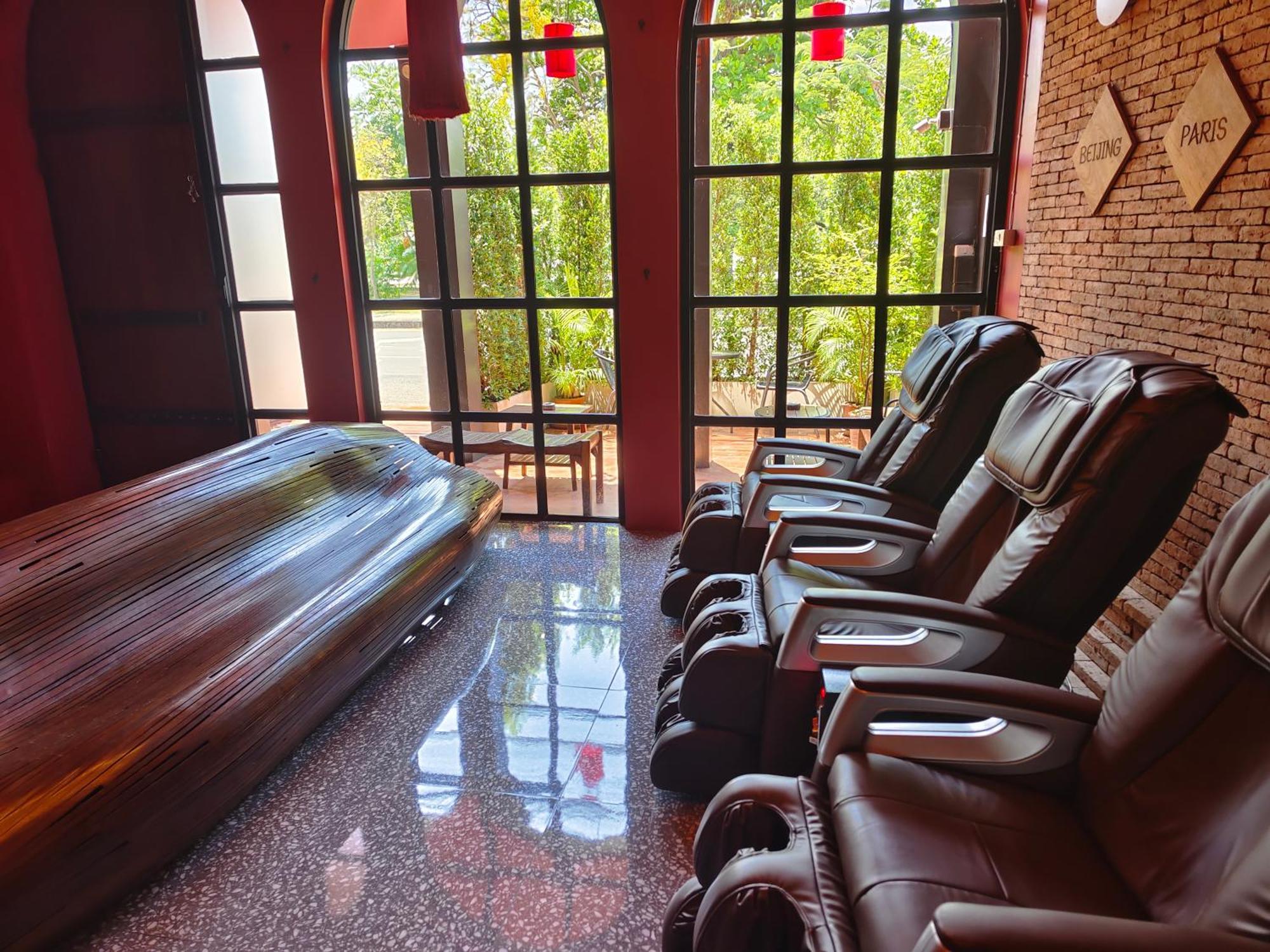 The Guest Arak Boutique Hotel Чиангмай Екстериор снимка